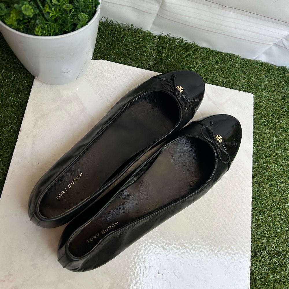 Tory Burch Black Leather Ballet Flats CAP-TOE BALLET size 11 gently used - Picture 9 of 15